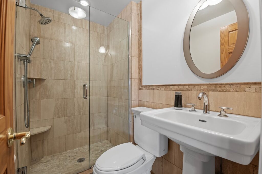 17-112255571 17-112255571